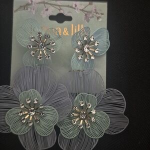 lonna & lilly Teal and Gray Floral Earrings